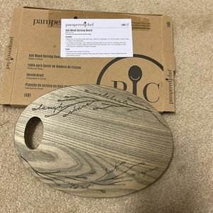 The Pampered Chef Ash Wood Serving Board